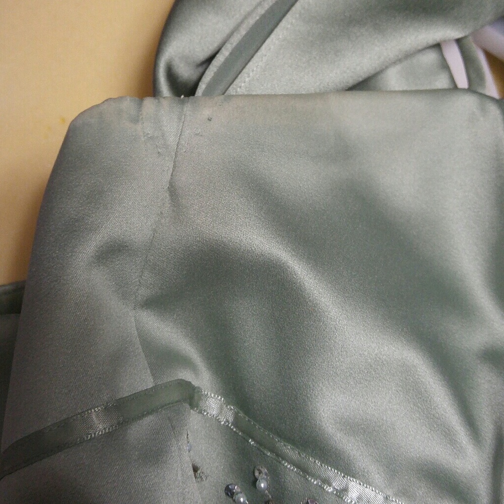 Peridot David's Bridal F11649 Bridesmaid's Dress - Picture 6 of 6